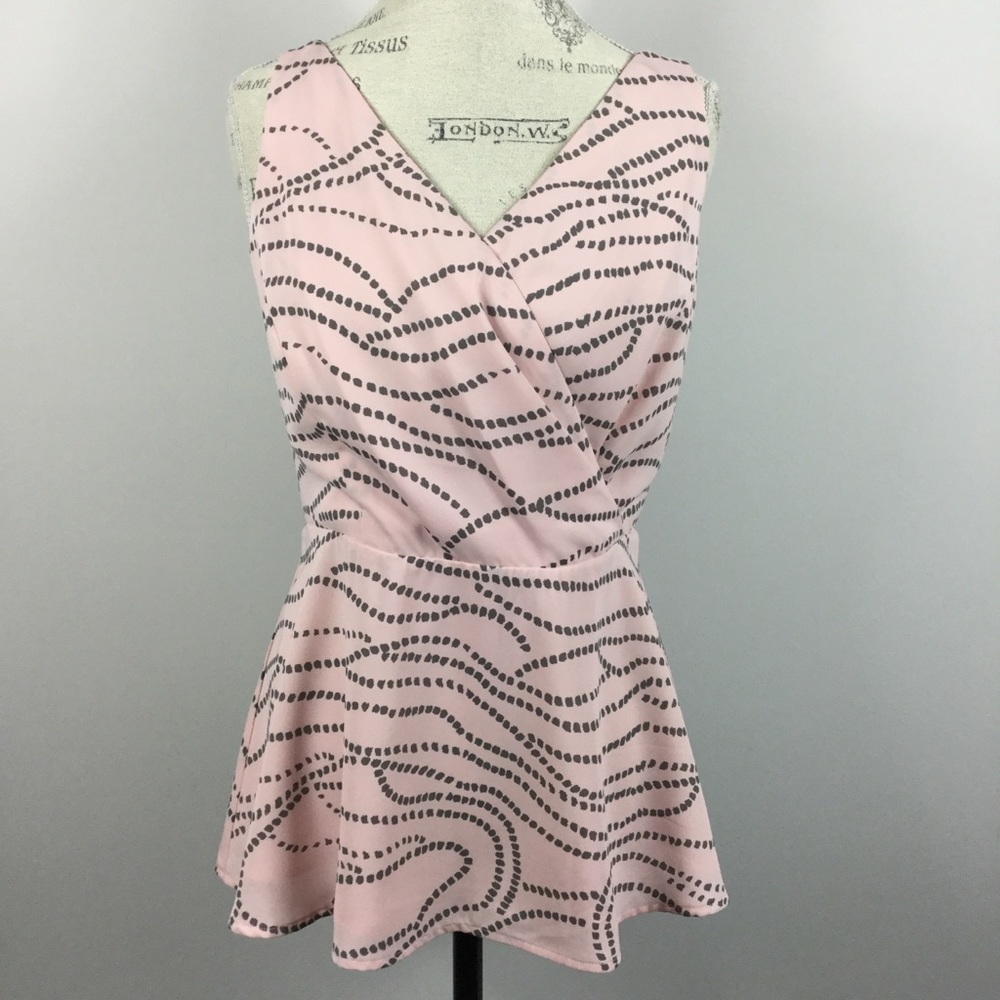 Cabi #273 Sophia pink gray sleeveless top